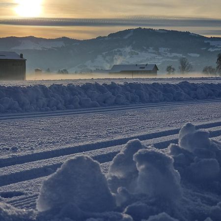 Familienhotel Adler Lingenau Exteriör bild