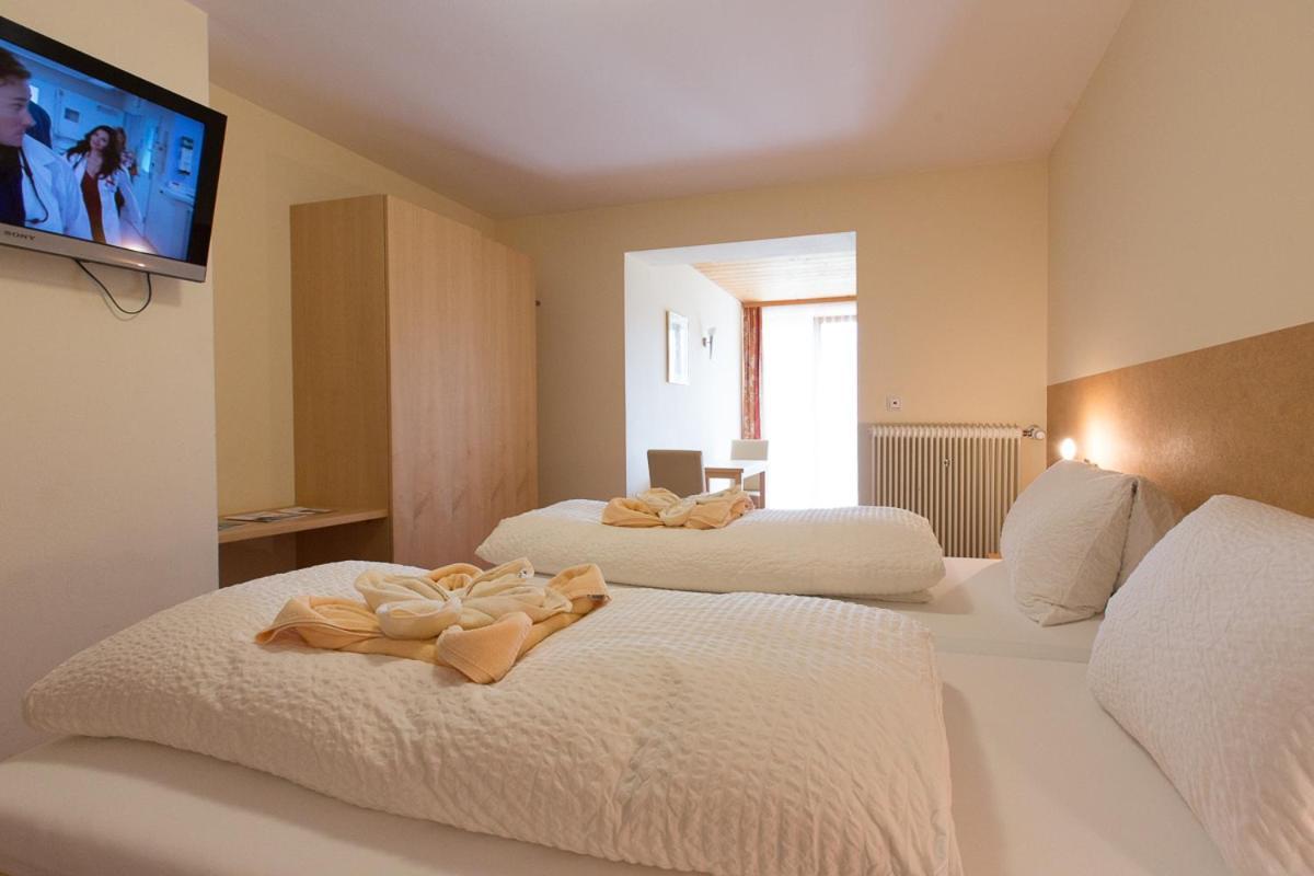 Familienhotel Adler Lingenau Exteriör bild