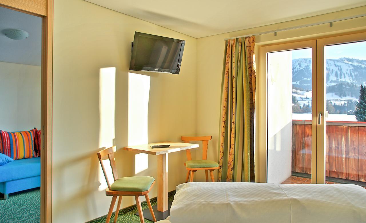Familienhotel Adler Lingenau Exteriör bild