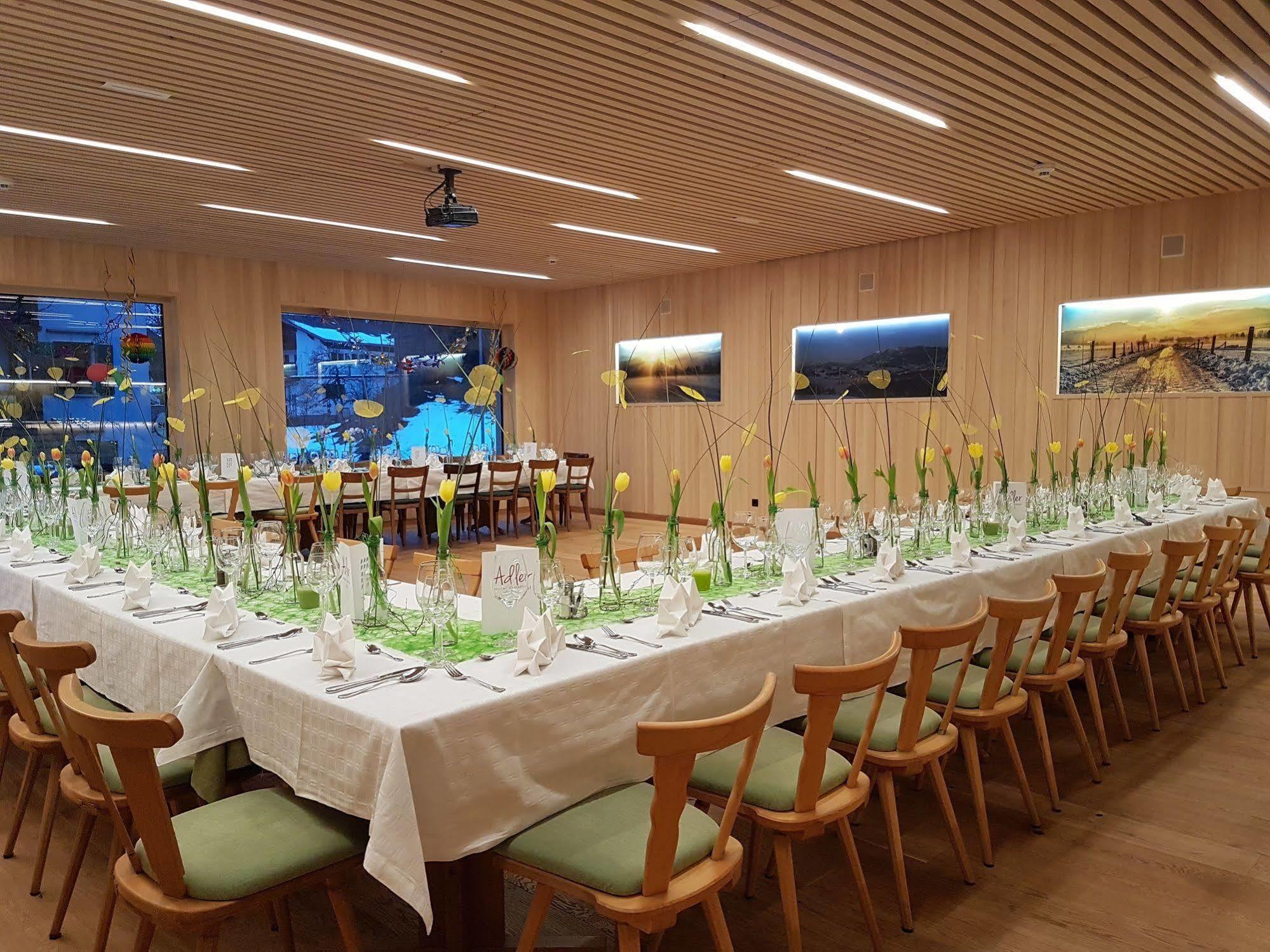 Familienhotel Adler Lingenau Exteriör bild